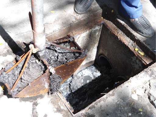 Nạo v&eacute;t hố ga quận 9 gi&aacute; rẻ