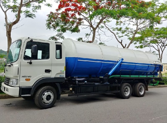 Dịch vụ r&uacute;t hầm cầu quận 10 nhanh ch&oacute;ng