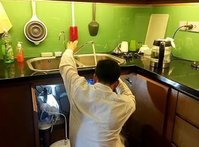 C&ocirc;ng nghệ th&ocirc;ng nghẹt bồn rửa ch&eacute;n phường T&acirc;n Ph&uacute; quận 9 trang bị