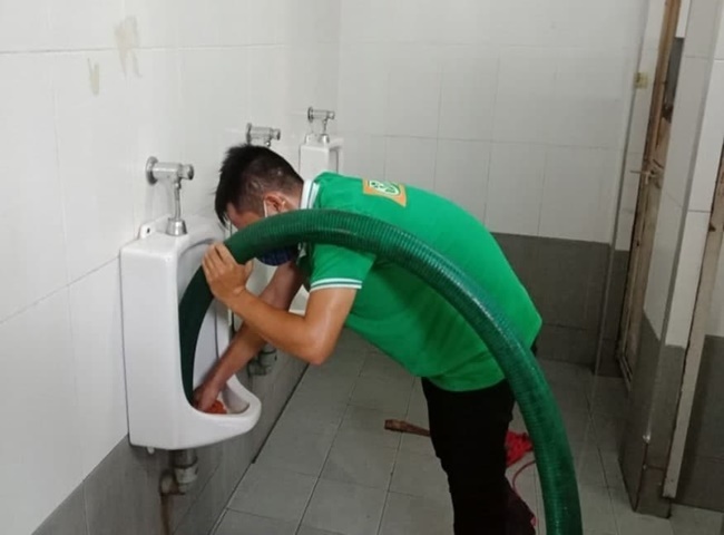 c&ocirc;ng ty th&ocirc;ng bồn tiểu nam quận 9