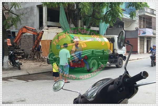 C&aacute;ch xử l&yacute; bồn cầu tho&aacute;t nước chậm