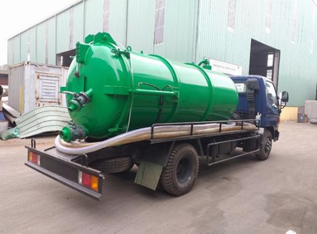 Dịch vụ cho thu&ecirc; xe bồn chở b&ugrave;n vi sinh huyện Cần Giờ uy t&iacute;n
