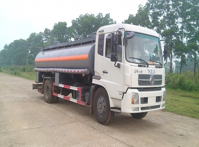 Công ty cho thuê xe bồn chở bùn vi sinh quận 12 được tin dùng